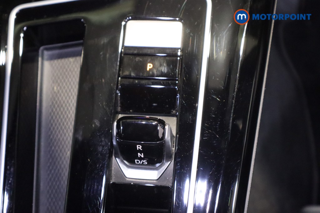 Volkswagen Golf GTI Automatic Petrol Hatchback - Stock Number (1600154) - 5th supplementary image