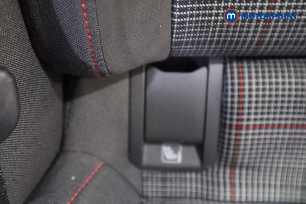 Volkswagen Golf GTI Automatic Petrol Hatchback - Stock Number (1600154) - 27th supplementary image