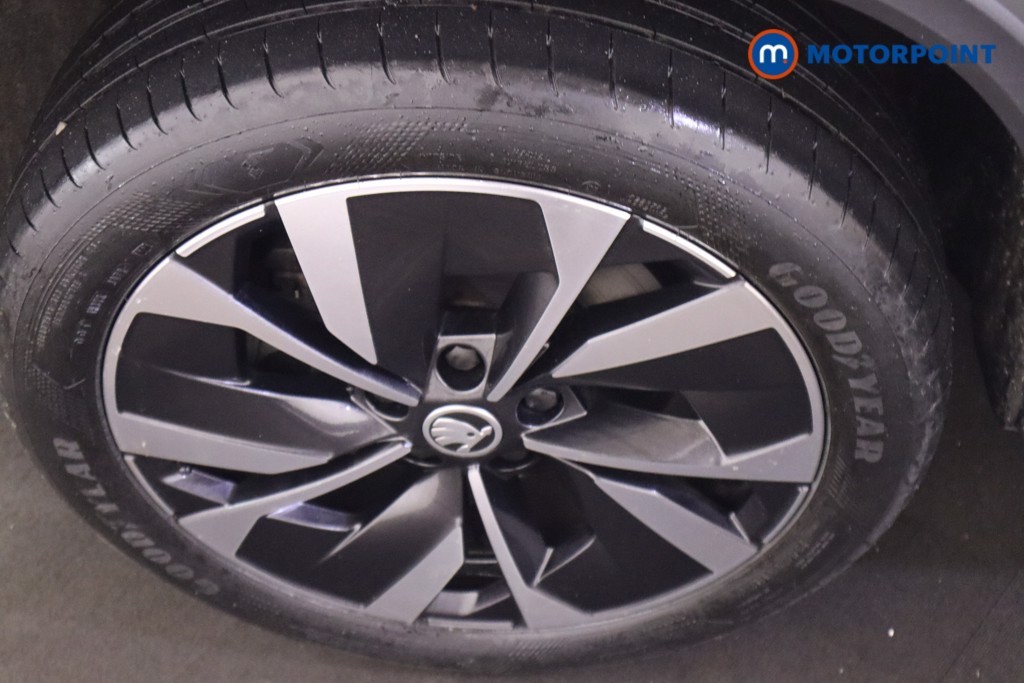 Skoda Karoq Se L Automatic Petrol SUV - Stock Number (1600155) - 10th supplementary image