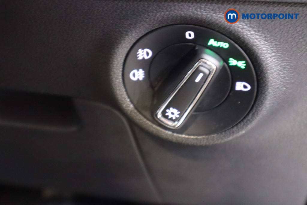 Skoda Karoq Se L Automatic Petrol SUV - Stock Number (1600155) - 16th supplementary image