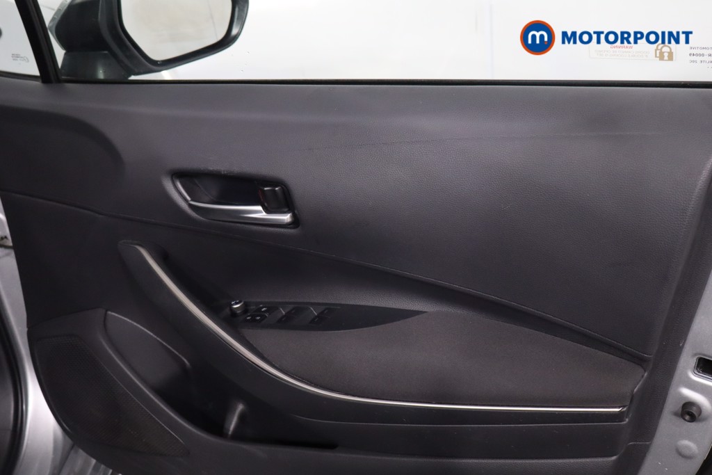 Toyota Corolla Icon Automatic Petrol-Electric Hybrid Hatchback - Stock Number (1600175) - 22nd supplementary image