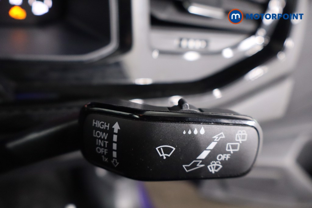 Volkswagen Polo Life Manual Petrol Hatchback - Stock Number (1600176) - 18th supplementary image