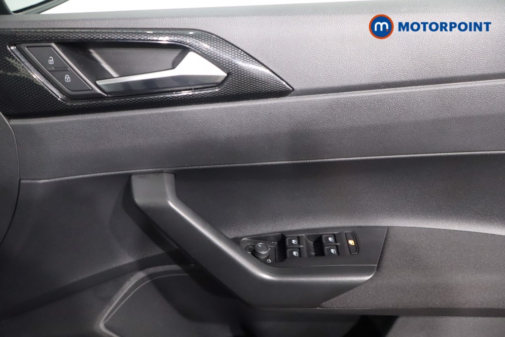 Volkswagen Polo Life Manual Petrol Hatchback - Stock Number (1600176) - 21st supplementary image