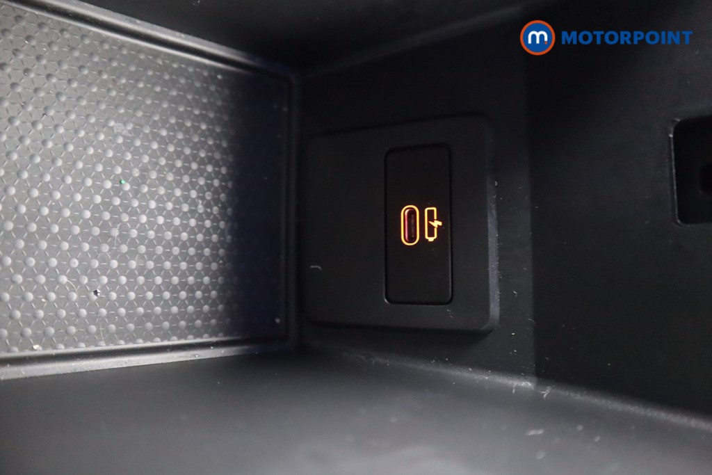 BMW 1 Series M Sport Automatic Petrol Hatchback - Stock Number (1600193) - 20th supplementary image