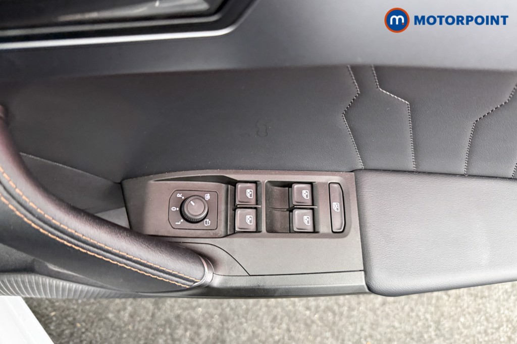 Cupra Leon VZ2 Automatic Petrol Hatchback - Stock Number (1600296) - 15th supplementary image