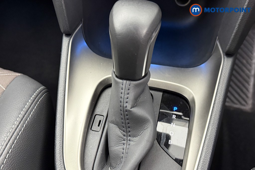 Toyota Yaris Cross Excel Automatic Petrol-Electric Hybrid Estate - Stock Number (1600305) - 13th supplementary image