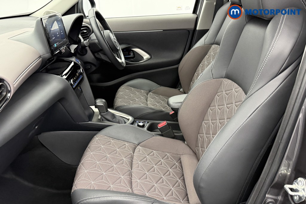 Toyota Yaris Cross Excel Automatic Petrol-Electric Hybrid Estate - Stock Number (1600305) - 25th supplementary image