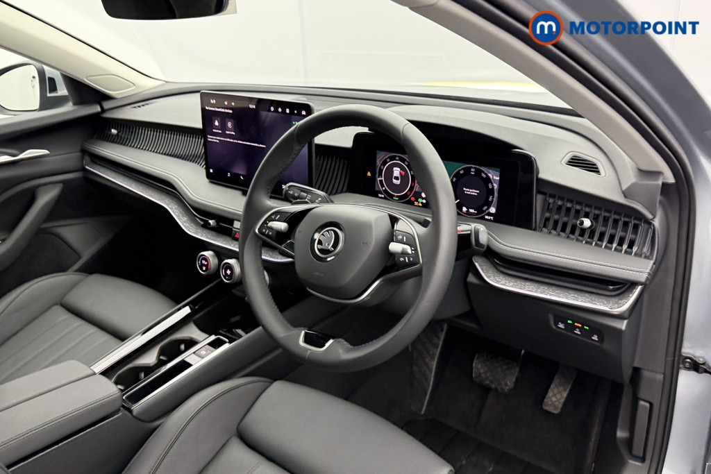 Skoda Superb Se L Automatic Petrol Hatchback - Stock Number (1600311) - 4th supplementary image