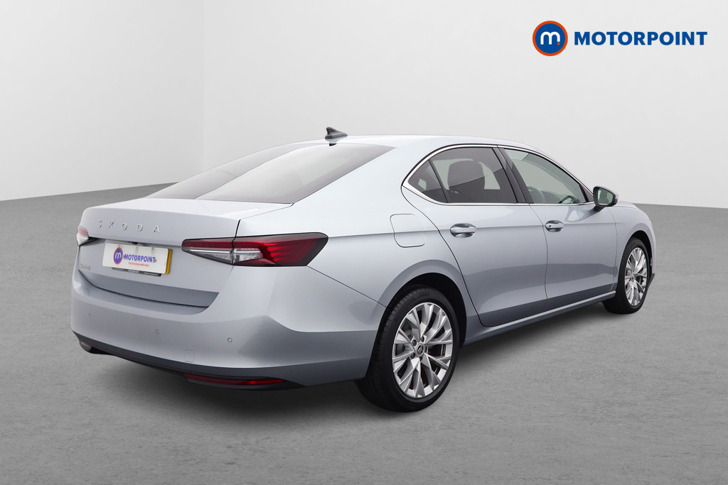 Skoda Superb Se L Automatic Petrol Hatchback - Stock Number (1600311) - Drivers side rear corner