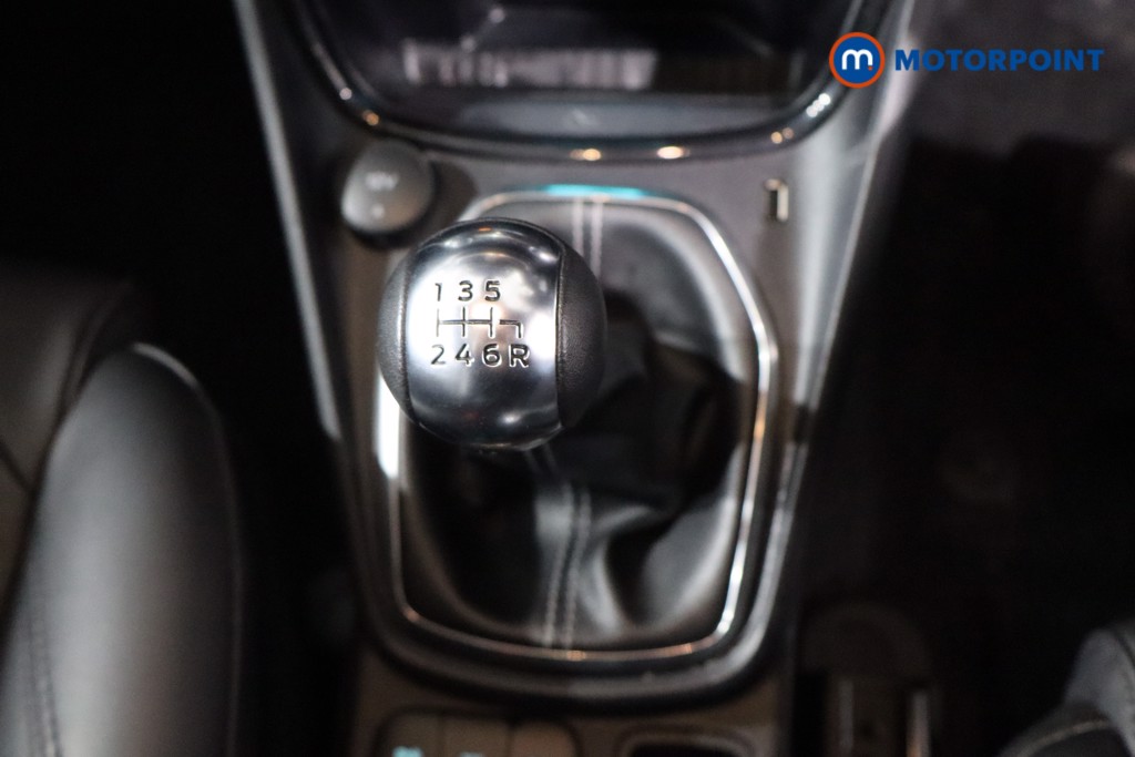 Ford Puma St-Line Vignale Manual Petrol SUV - Stock Number (1600340) - 13th supplementary image