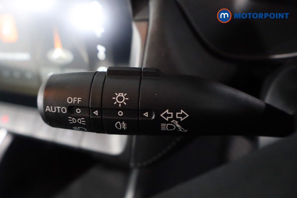 Mg Motor Uk ZS SE Automatic Petrol-Electric Hybrid SUV - Stock Number (1600375) - 17th supplementary image