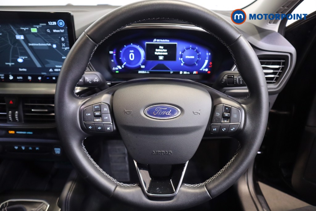 Ford Focus Titanium Vignale Manual Petrol Hatchback - Stock Number (1600493) - 3rd supplementary image