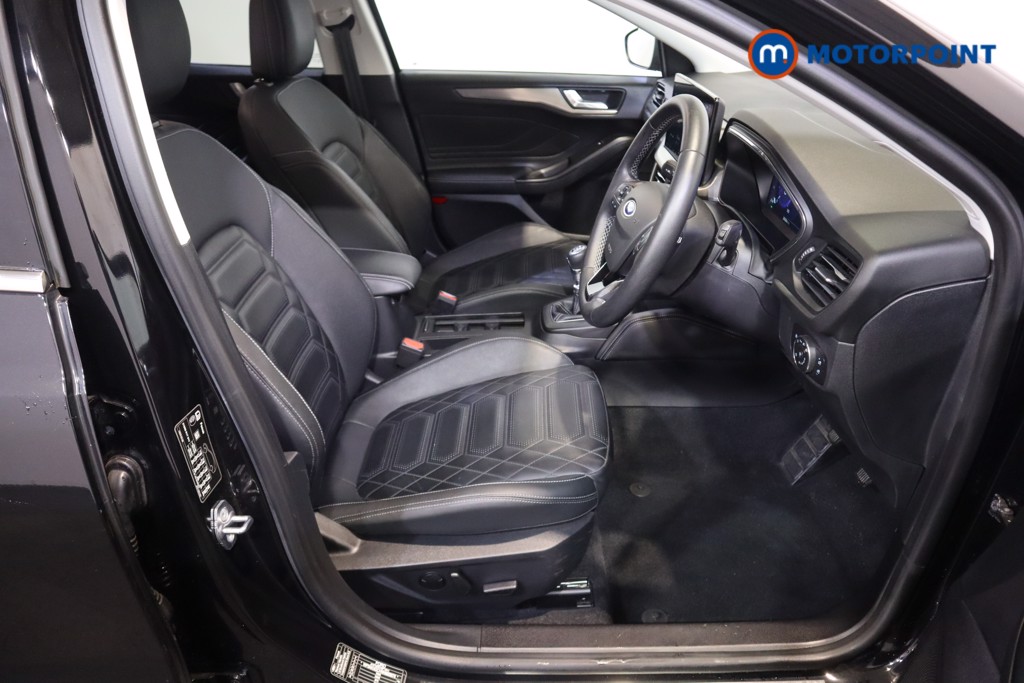 Ford Focus Titanium Vignale Manual Petrol Hatchback - Stock Number (1600493) - 6th supplementary image