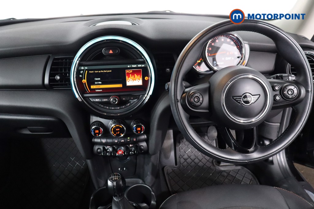 Mini Hatchback ONE Manual Petrol Hatchback - Stock Number (1600494) - 3rd supplementary image