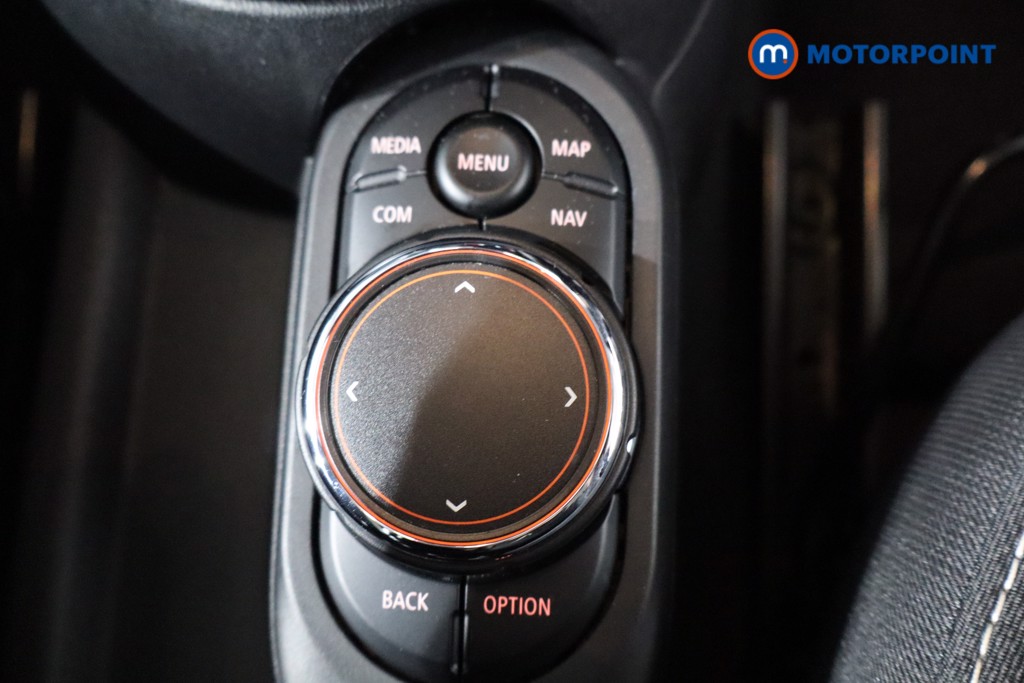 Mini Hatchback ONE Manual Petrol Hatchback - Stock Number (1600494) - 16th supplementary image