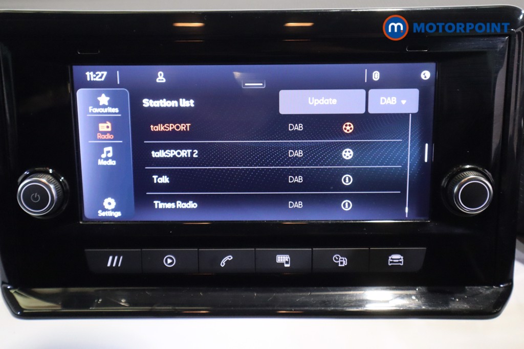 Seat Arona Se Edition Manual Petrol SUV - Stock Number (1600496) - 2nd supplementary image