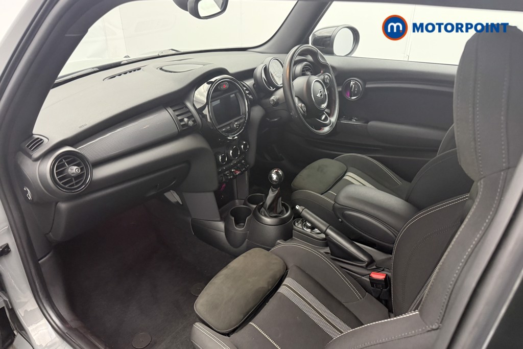 Mini Hatchback Cooper Sport Manual Petrol Hatchback - Stock Number (1600537) - 2nd supplementary image