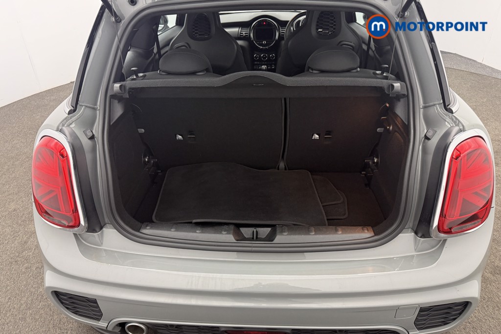 Mini Hatchback Cooper Sport Manual Petrol Hatchback - Stock Number (1600537) - 4th supplementary image