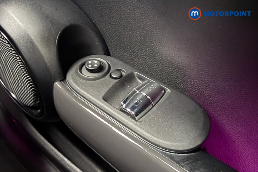 Mini Hatchback Cooper Sport Manual Petrol Hatchback - Stock Number (1600537) - 16th supplementary image