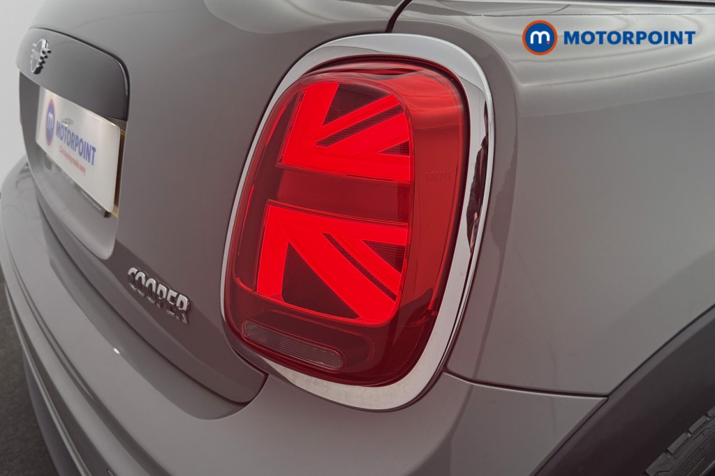 Mini Hatchback Cooper Sport Manual Petrol Hatchback - Stock Number (1600537) - 18th supplementary image