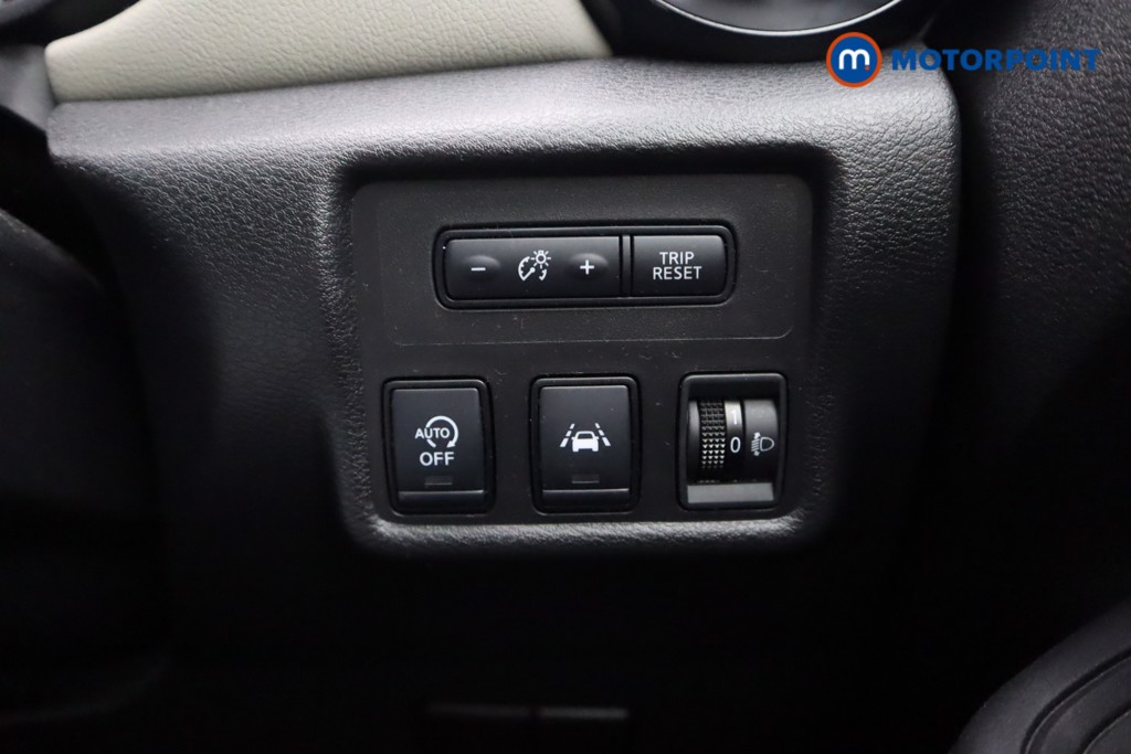 Nissan Micra Acenta Manual Petrol Hatchback - Stock Number (1600583) - 8th supplementary image