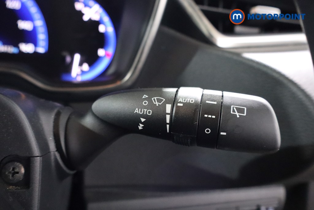 Toyota Corolla Excel Automatic Petrol-Electric Hybrid Estate - Stock Number (1573690) - 6th supplementary image