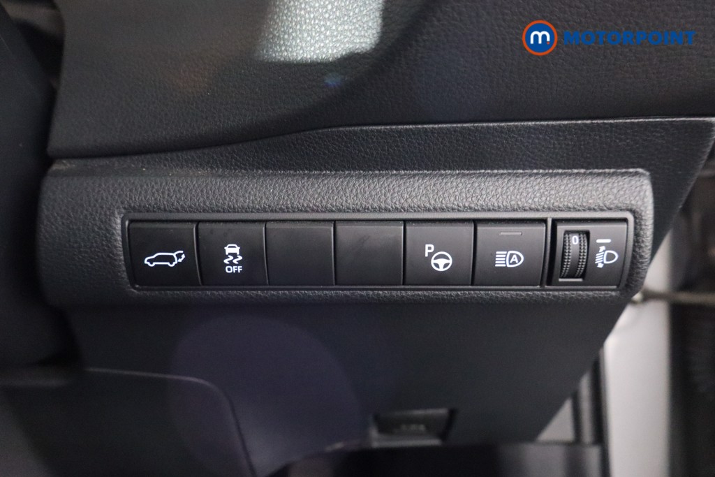 Toyota Corolla Excel Automatic Petrol-Electric Hybrid Estate - Stock Number (1573690) - 7th supplementary image