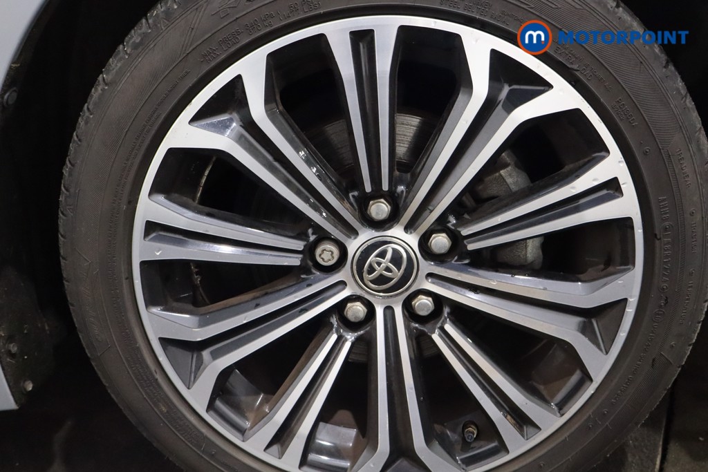 Toyota Corolla Excel Automatic Petrol-Electric Hybrid Estate - Stock Number (1573690) - 18th supplementary image