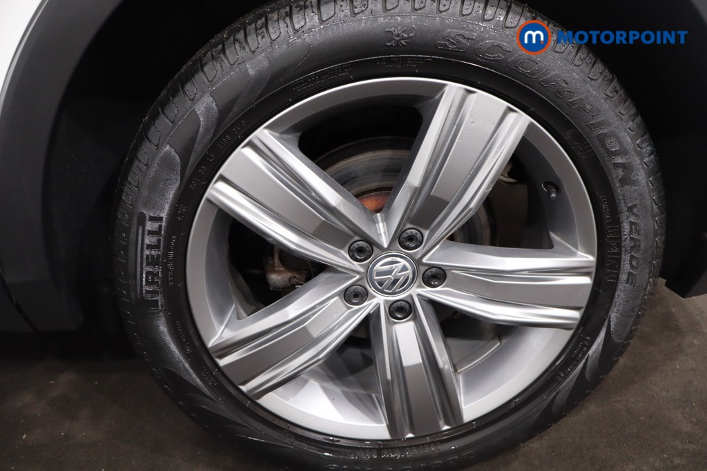 Volkswagen Tiguan Match Manual Petrol SUV - Stock Number (1575428) - 12th supplementary image