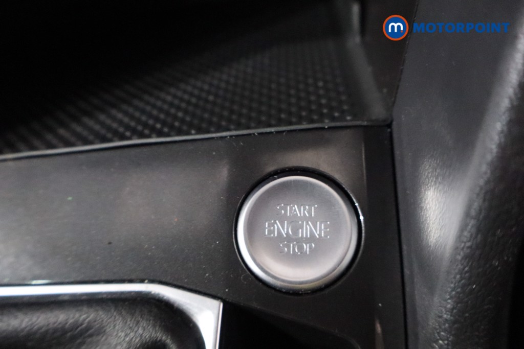 Volkswagen Tiguan Match Manual Petrol SUV - Stock Number (1575428) - 13th supplementary image