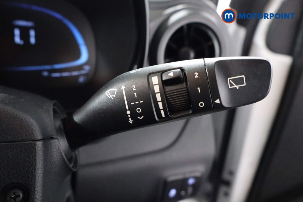 Hyundai I10 Advance Automatic Petrol Hatchback - Stock Number (1584307) - 6th supplementary image