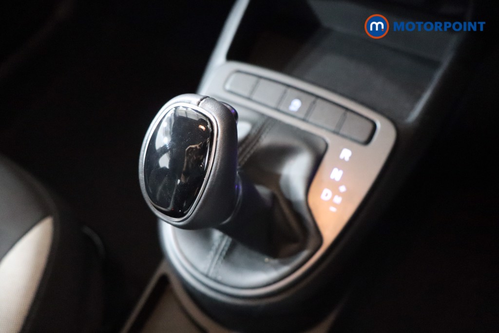 Hyundai I10 Advance Automatic Petrol Hatchback - Stock Number (1584307) - 9th supplementary image