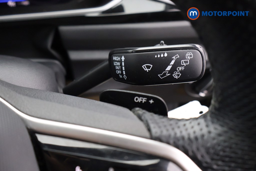 Volkswagen T-Roc R-Line Automatic Diesel SUV - Stock Number (1587916) - 5th supplementary image