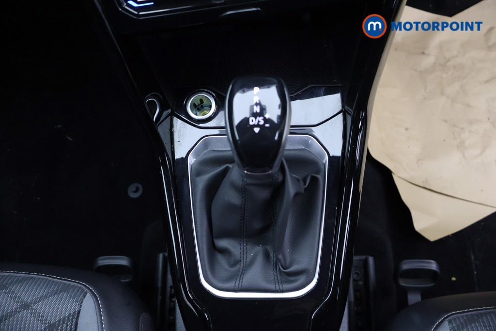 Volkswagen T-Roc R-Line Automatic Diesel SUV - Stock Number (1587916) - 14th supplementary image