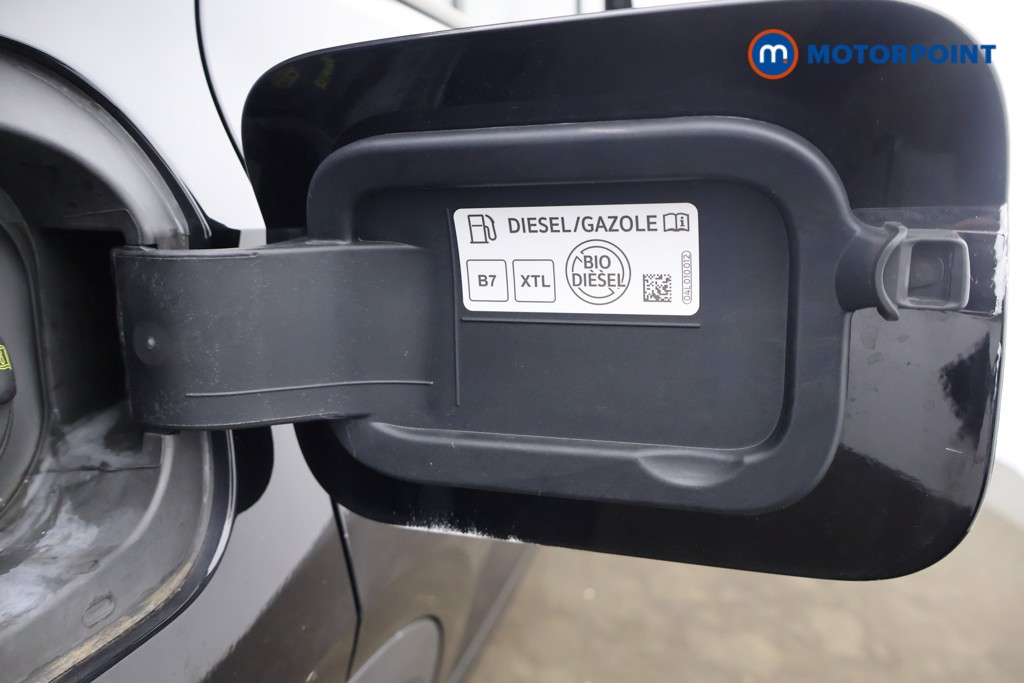 Volkswagen T-Roc R-Line Automatic Diesel SUV - Stock Number (1587916) - 26th supplementary image