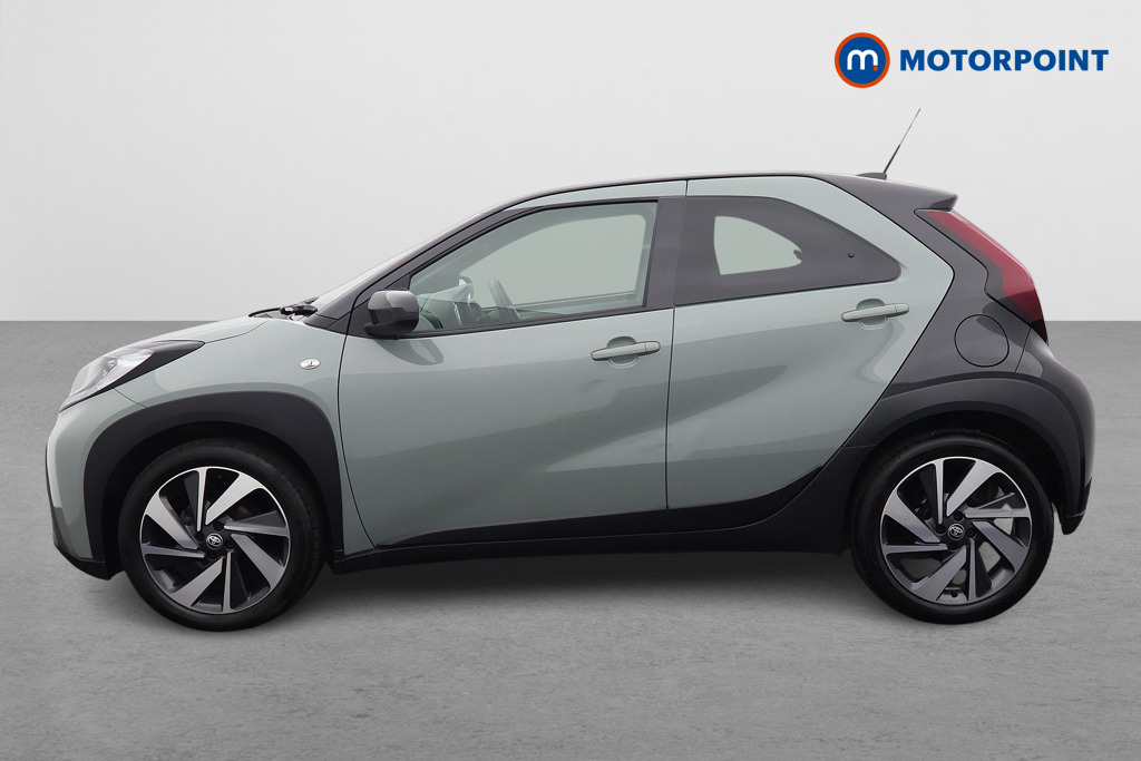 Toyota Aygo X Edge Manual Petrol Hatchback - Stock Number (1588692) - Passenger side