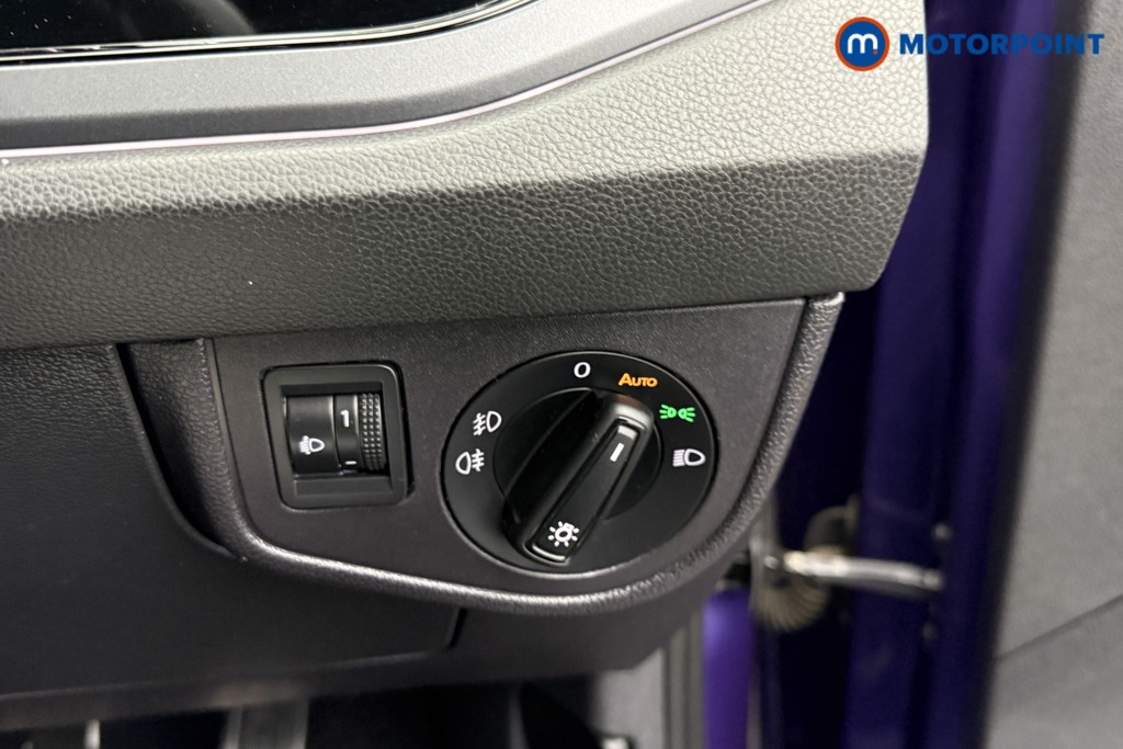 Volkswagen Polo R-Line Manual Petrol Hatchback - Stock Number (1588916) - 16th supplementary image