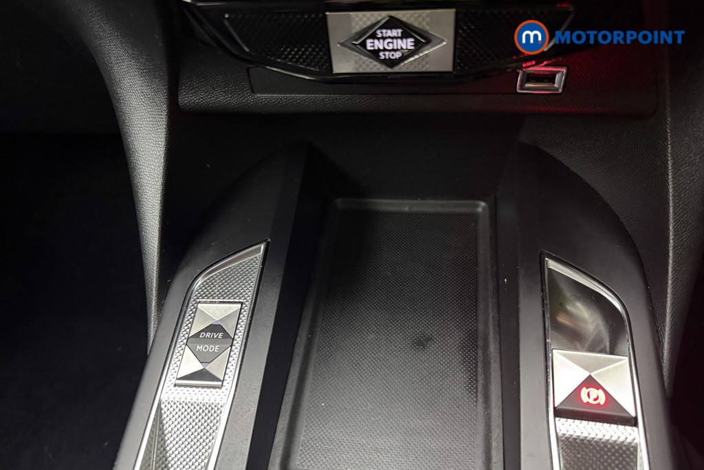 DS Ds 3 Prestige Automatic Petrol SUV - Stock Number (1589527) - 20th supplementary image