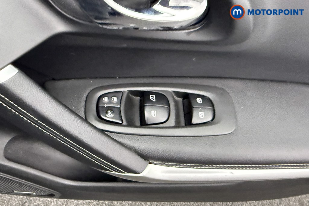 Renault Kadjar Signature Nav Manual Petrol SUV - Stock Number (1590804) - 17th supplementary image