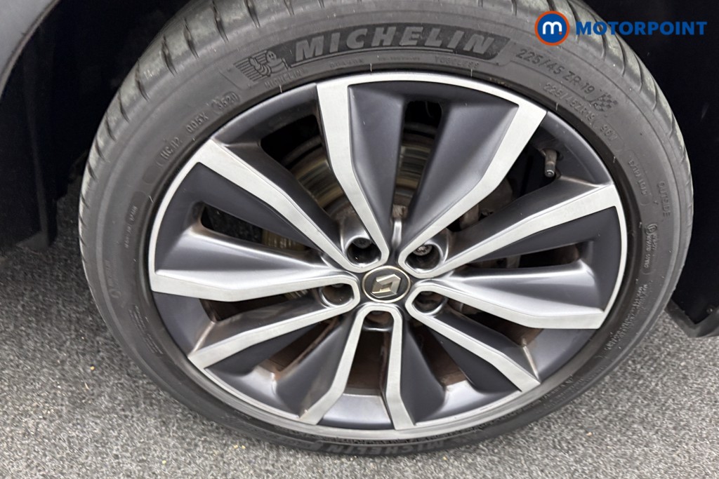 Renault Kadjar Signature Nav Manual Petrol SUV - Stock Number (1590804) - 32nd supplementary image