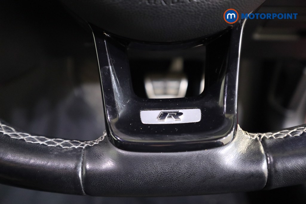 Volkswagen Golf R Automatic Petrol Hatchback - Stock Number (1592585) - 7th supplementary image