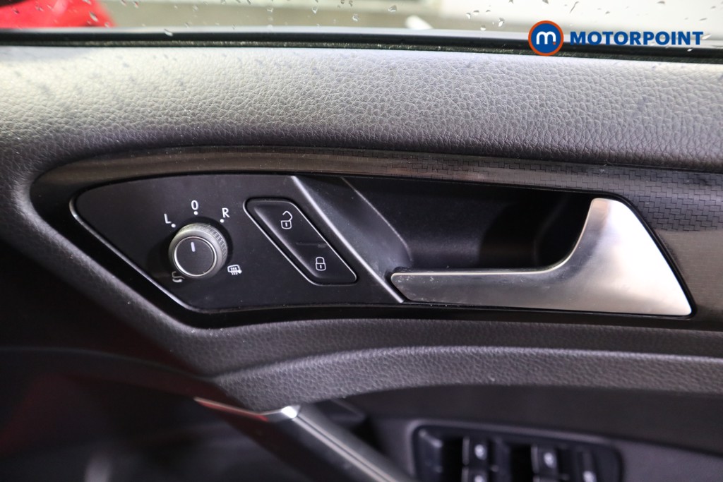 Volkswagen Golf R Automatic Petrol Hatchback - Stock Number (1592585) - 10th supplementary image