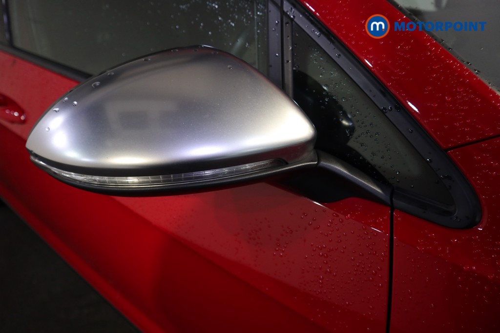 Volkswagen Golf R Automatic Petrol Hatchback - Stock Number (1592585) - 25th supplementary image