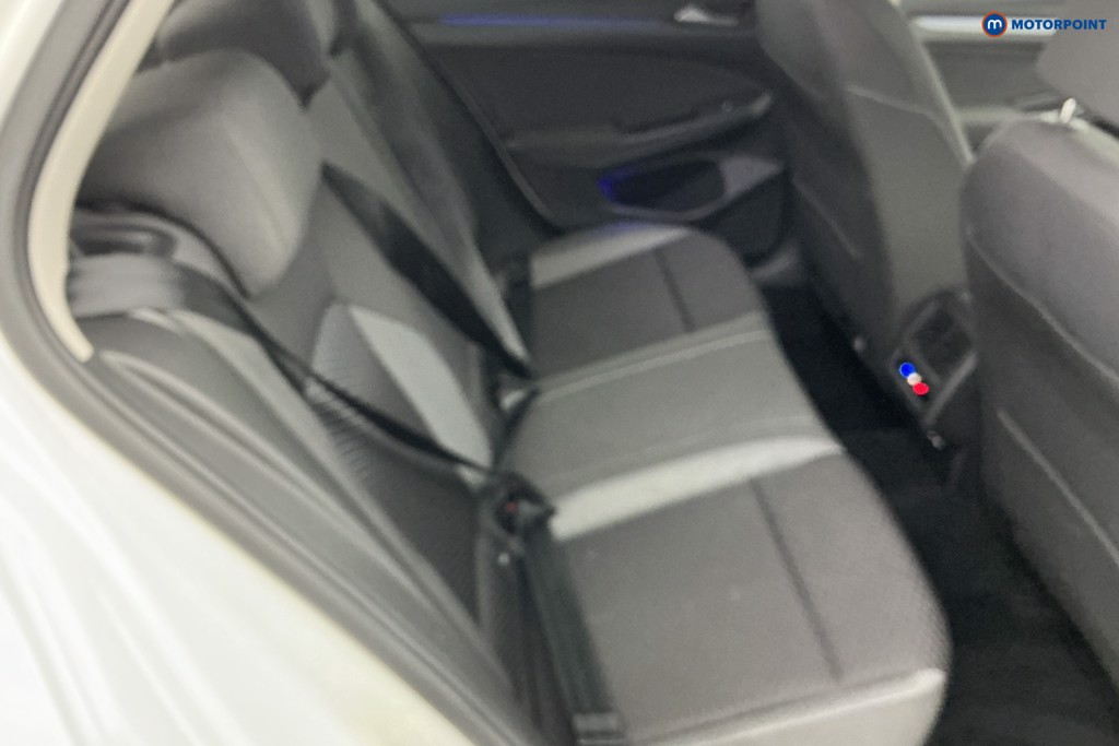 Volkswagen Golf Active Automatic Petrol Hatchback - Stock Number (1593990) - 4th supplementary image