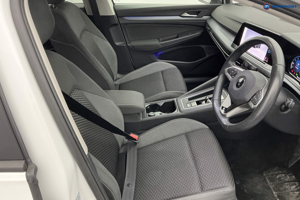 Volkswagen Golf Active Automatic Petrol Hatchback - Stock Number (1593990) - 5th supplementary image