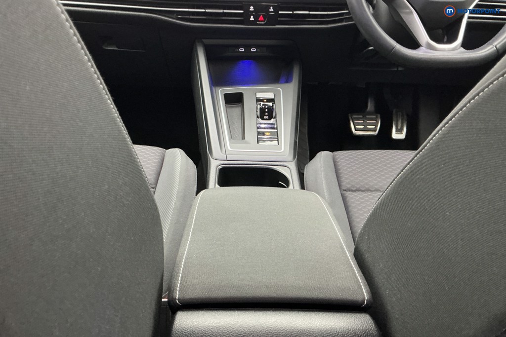 Volkswagen Golf Active Automatic Petrol Hatchback - Stock Number (1593990) - 10th supplementary image
