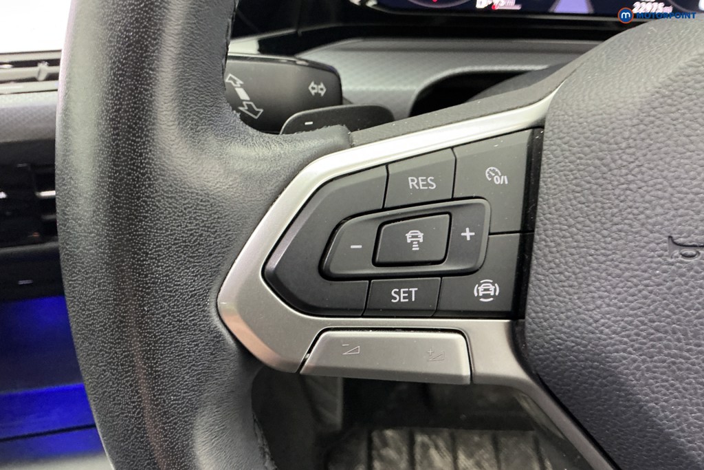 Volkswagen Golf Active Automatic Petrol Hatchback - Stock Number (1593990) - 17th supplementary image