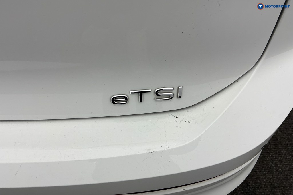 Volkswagen Golf Active Automatic Petrol Hatchback - Stock Number (1593990) - 29th supplementary image