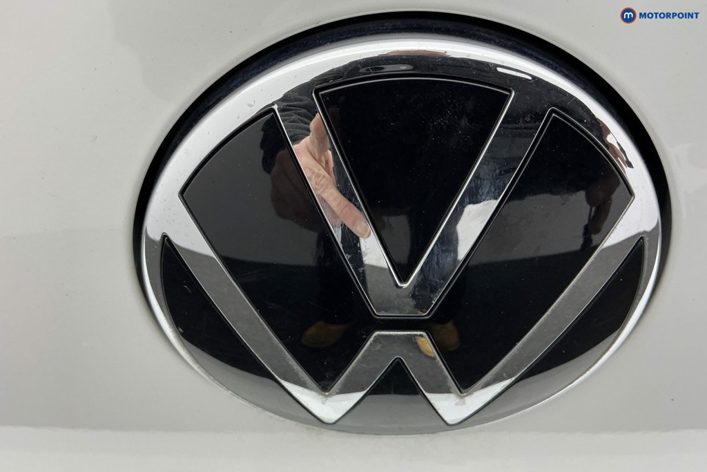 Volkswagen Golf Active Automatic Petrol Hatchback - Stock Number (1593990) - 31st supplementary image