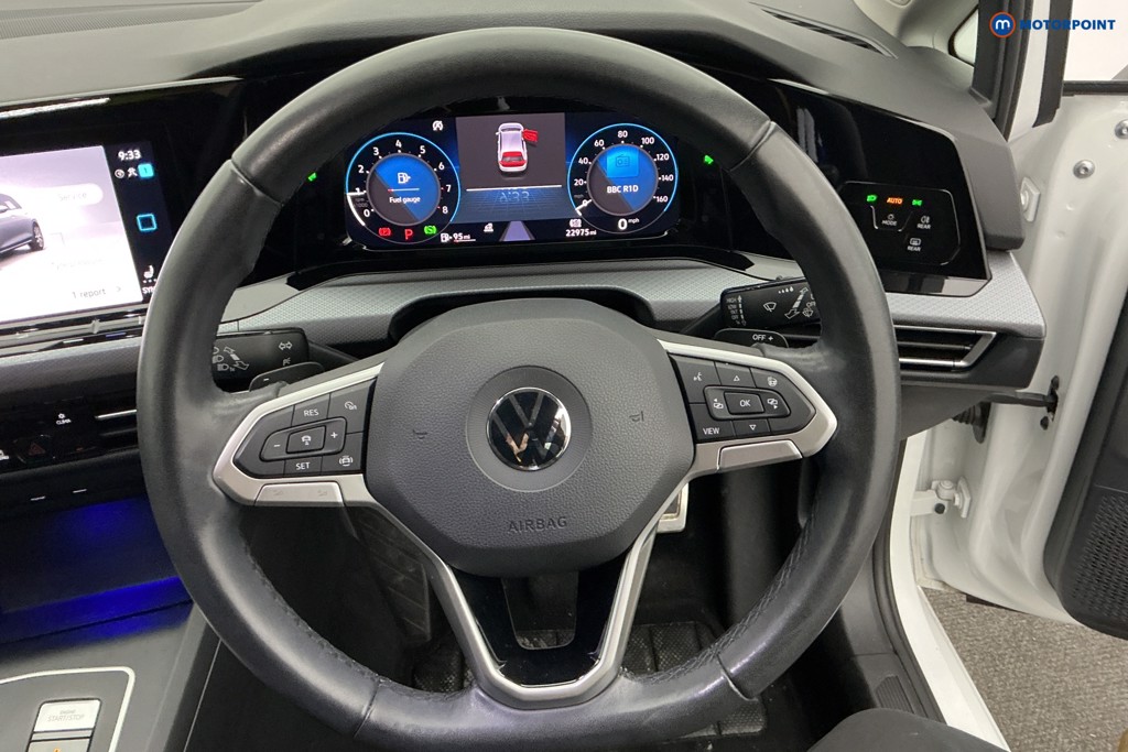 Volkswagen Golf Active Automatic Petrol Hatchback - Stock Number (1593990) - 1st supplementary image
